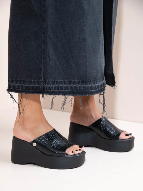 Croc Eleve Noir, Σανδάλια Γυναικεία Δερμάτινα - Image 6