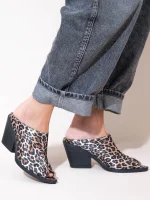 Osier Leo Γυναικεία Δερμάτινα Peep Toe Mules Λεοπάρ - Image 2