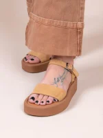 Caree Castor Γυναικεία Δερμάτινα FLatforms Ταμπά - Image 4