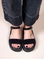 Caree Castor Noir Γυναικεία Δερμάτινα FLatforms Μαύρα - Image 4